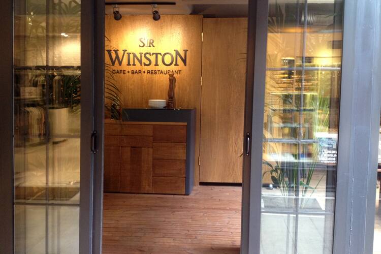 Sir Winston Photos Pictures Of Sir Winston Nisantasi Istanbul